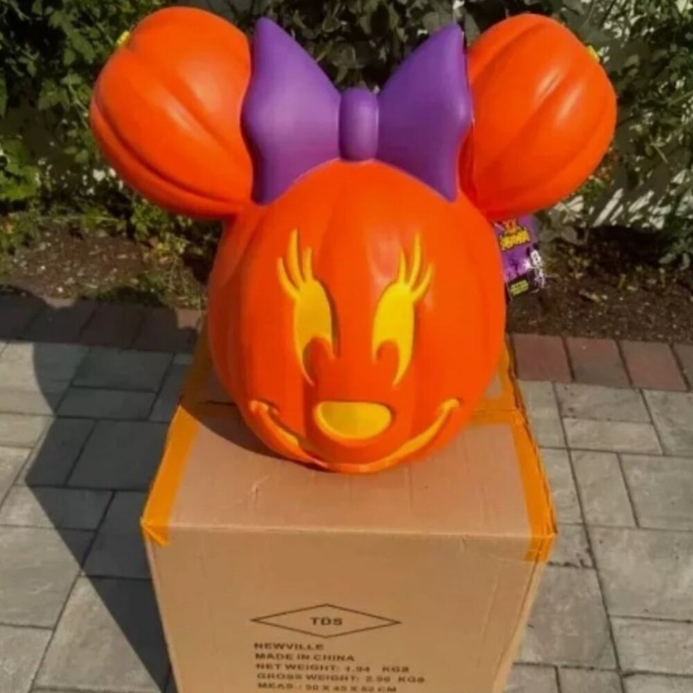 Minnie Mouse Light UP Jack O Lantern Disney EXCLUSIVE 2024 BOX IS SEALED